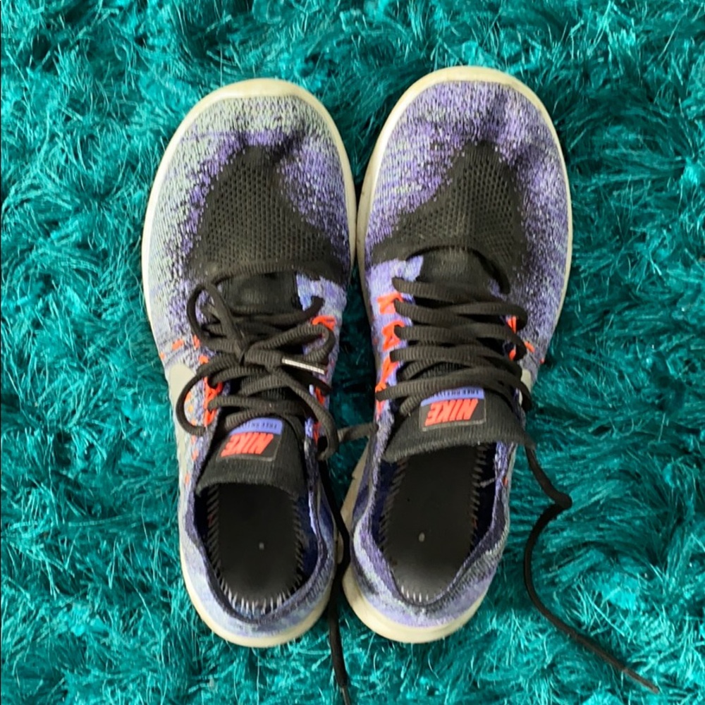 Nike  free run RN Flyknit woman’s 8